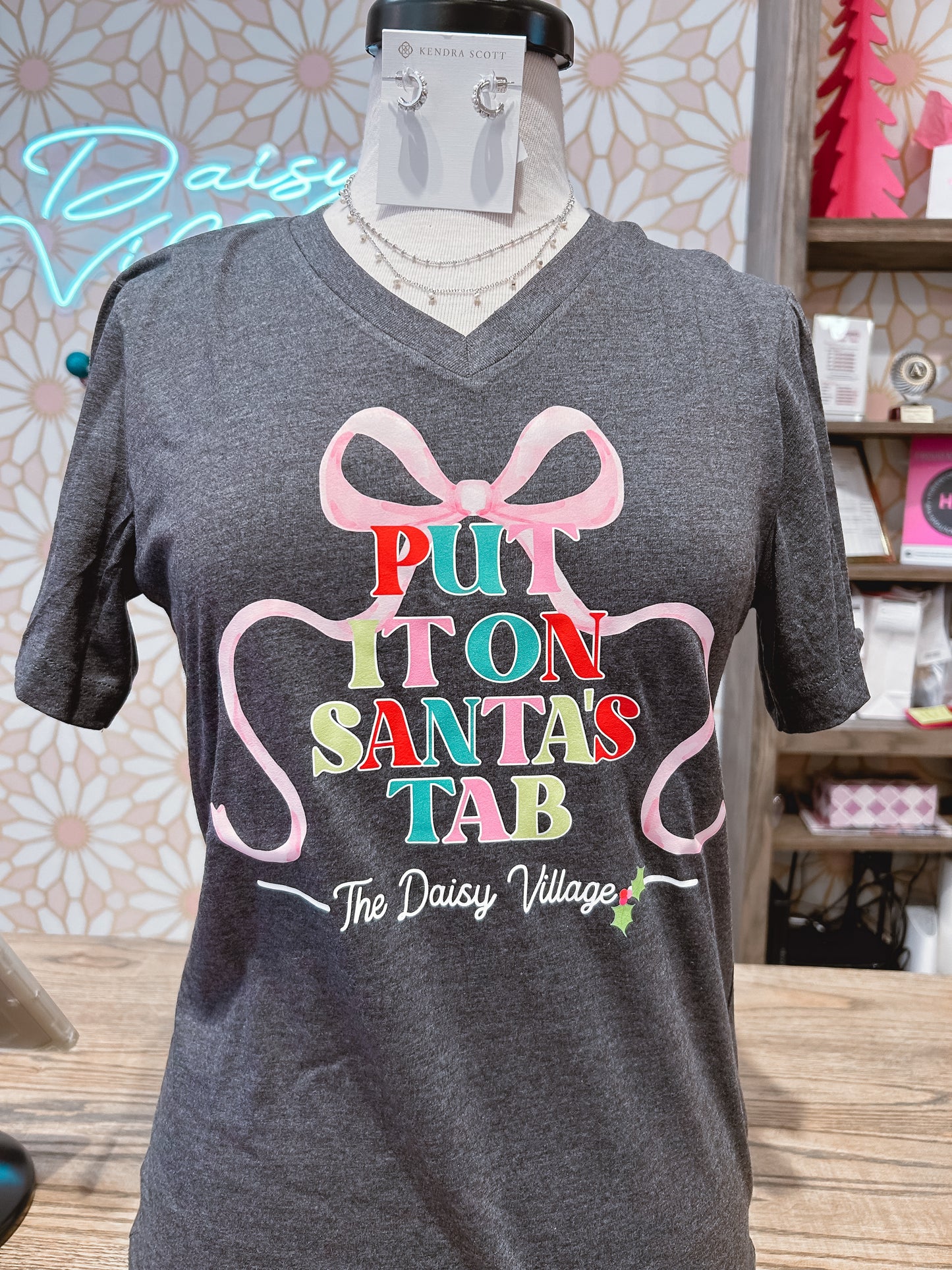 Put it on Santas Tab Daisy Village Holiday Exclusive Tee