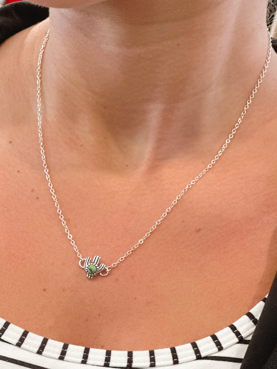 18" Kingman Turquoise Cactus Sterling Silver Necklace