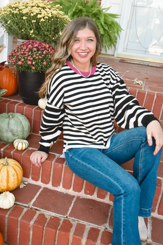 Street Style Black Stripe Sweater