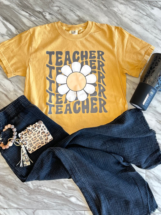 Teacher Golden Daisy Comfort Colors Tee