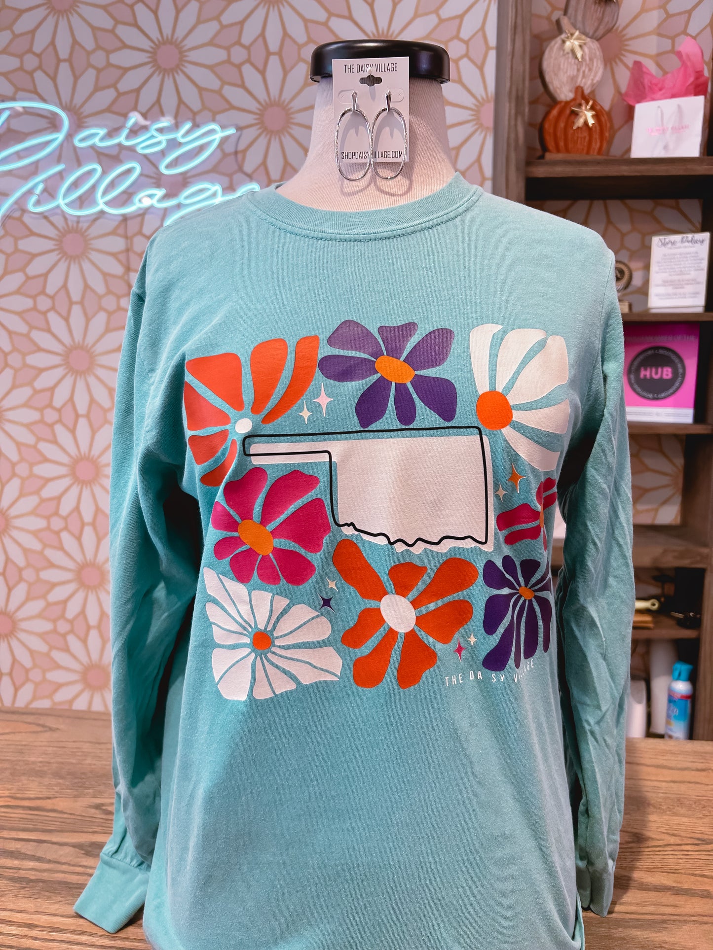 Oklahoma Daisy Retro Comfort Colors Long Sleeve Tee