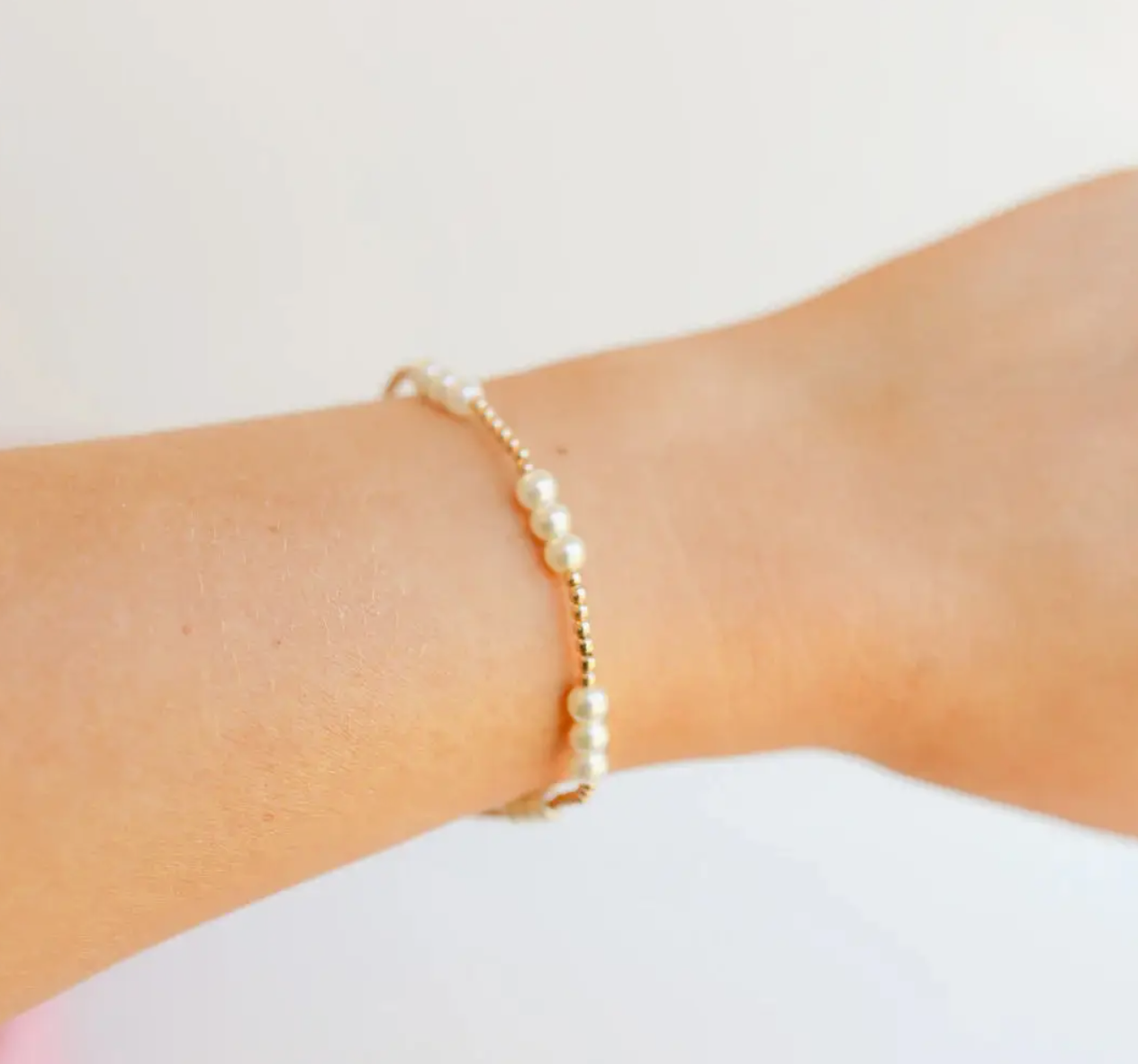 Ily Pearl Bracelet in Gold Filled